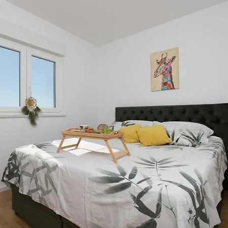 Zoeland Apartment *